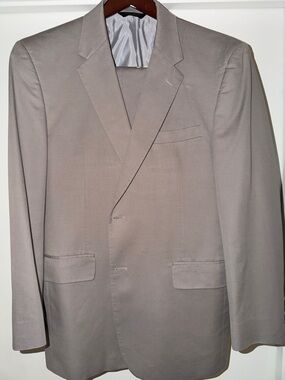 Jos. A. Bank Men's Taupe Single-Breasted Suit
